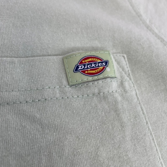 Dickies T-Shirt Women’s Medium Light Green Heavyweight Pocket - Picture 5 of 12